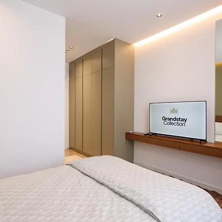 Grandstay Sea Penthouse Lägenhet Durrës