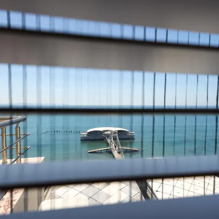 Grandstay Sea Penthouse * Durrës