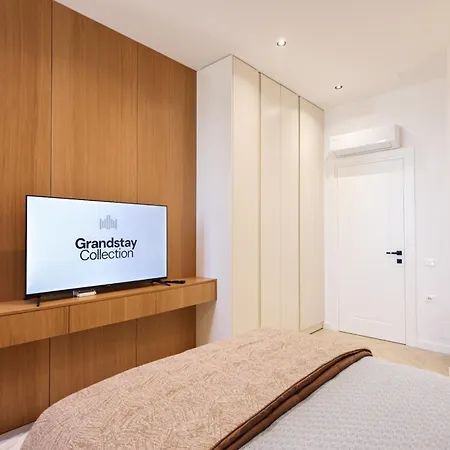 Grandstay Sea Penthouse Lägenhet Durrës